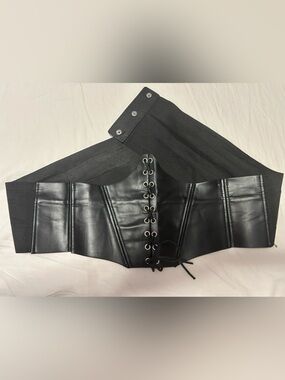 Costume under-bust corset